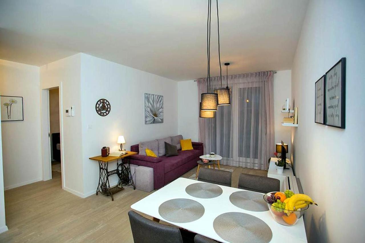 Apartment Sweet Daisy With Parking Zadar Exterior photo